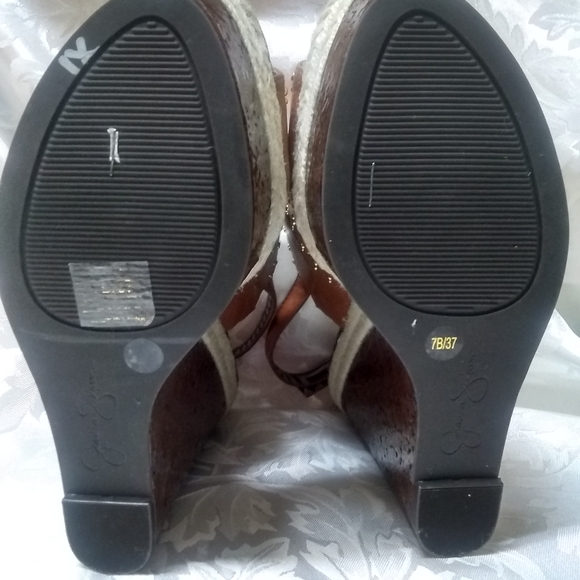 Jessica Simpson Gena Brown Leather Wedge Platform - Picture 8 of 8